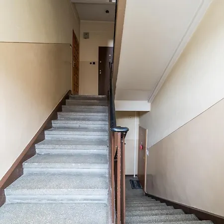 Apartment Glogowska Comfort By Bookinghost *