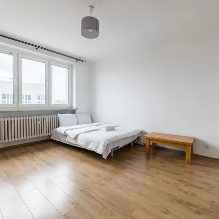 Apartment Glogowska Comfort By Bookinghost *