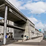 Glogowska Comfort By Bookinghost *