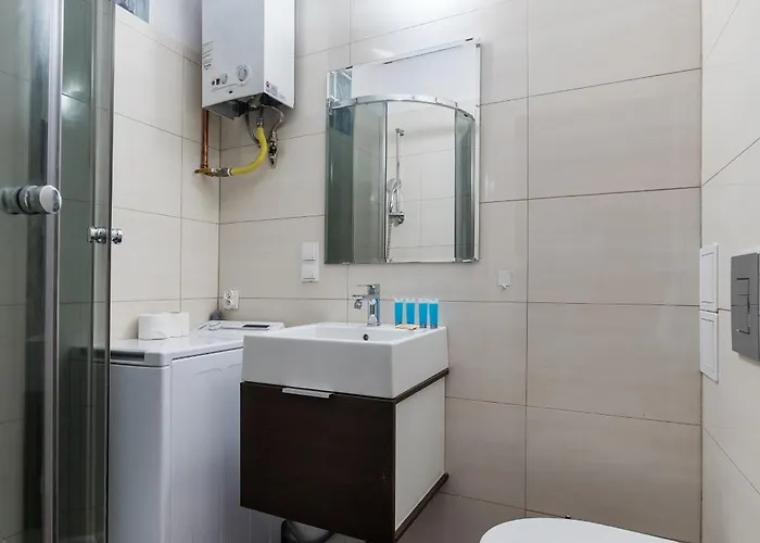 Apartment Glogowska Comfort By Bookinghost